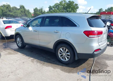 2017 Kia Sorento 2.4L Lx z USA, uszkodzony, nr VIN 5XYPG4A37HG284372